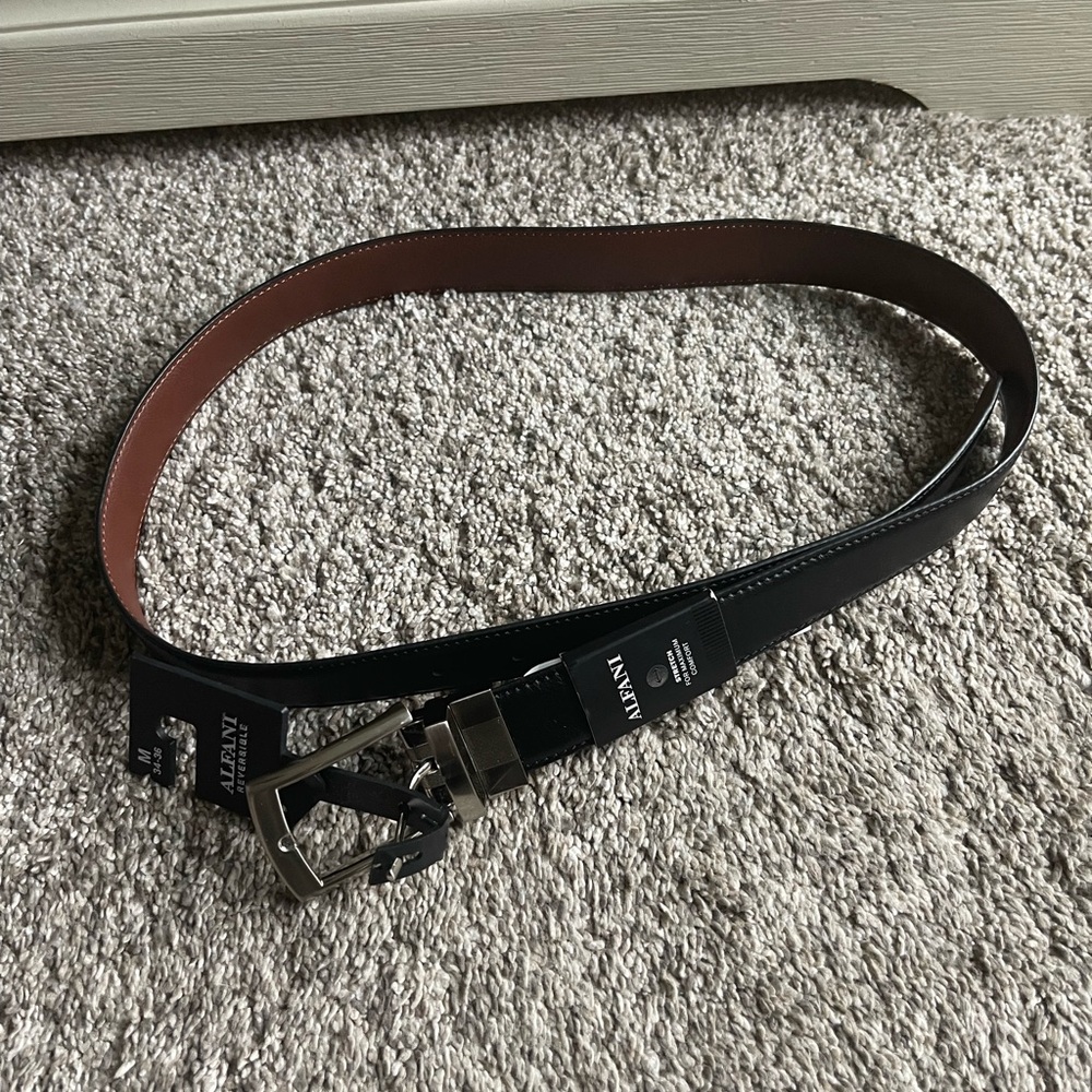 Men's reversible Black and Brown Leather Belt size 34-36